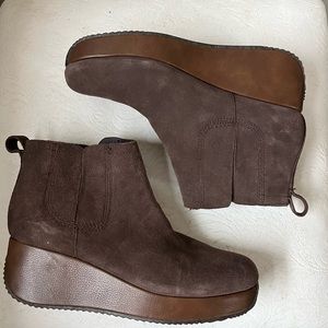 NWOT Volatile Suede Wedge Bootie